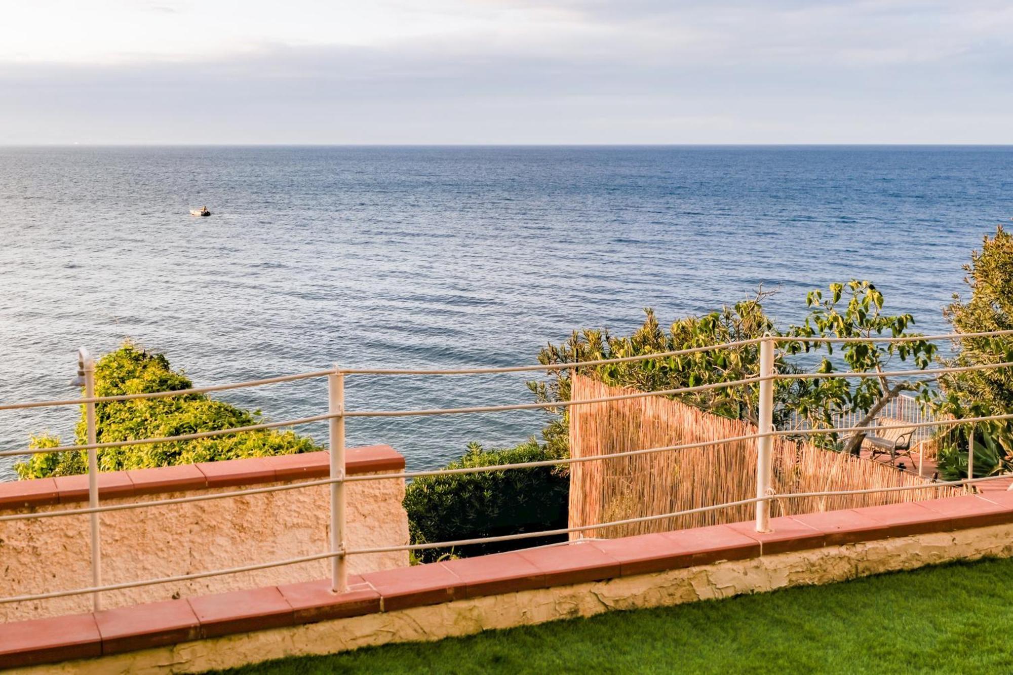 Villa La Vista - Baia Del Gambero Аугуста Екстериор снимка