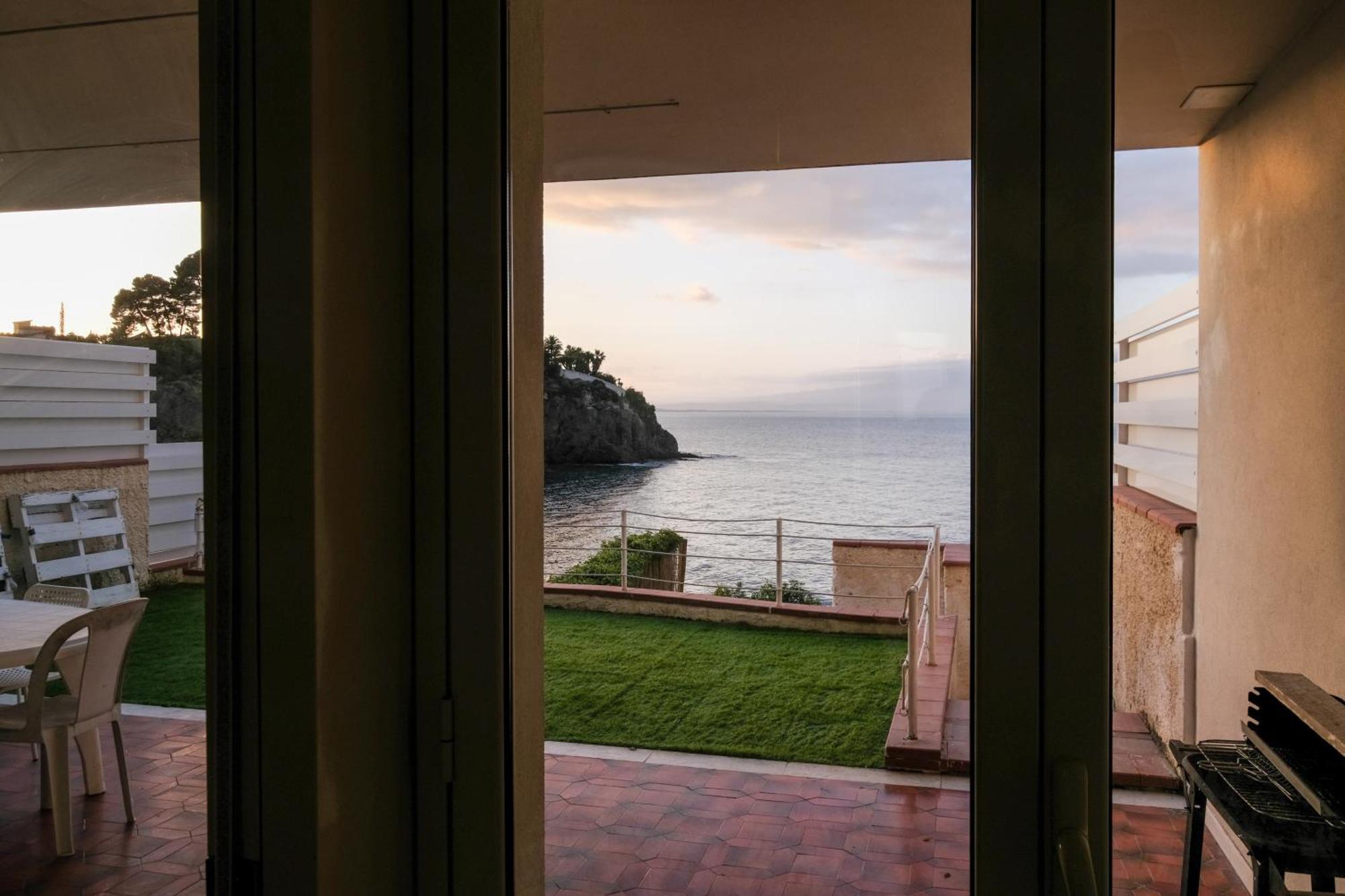 Villa La Vista - Baia Del Gambero Аугуста Екстериор снимка